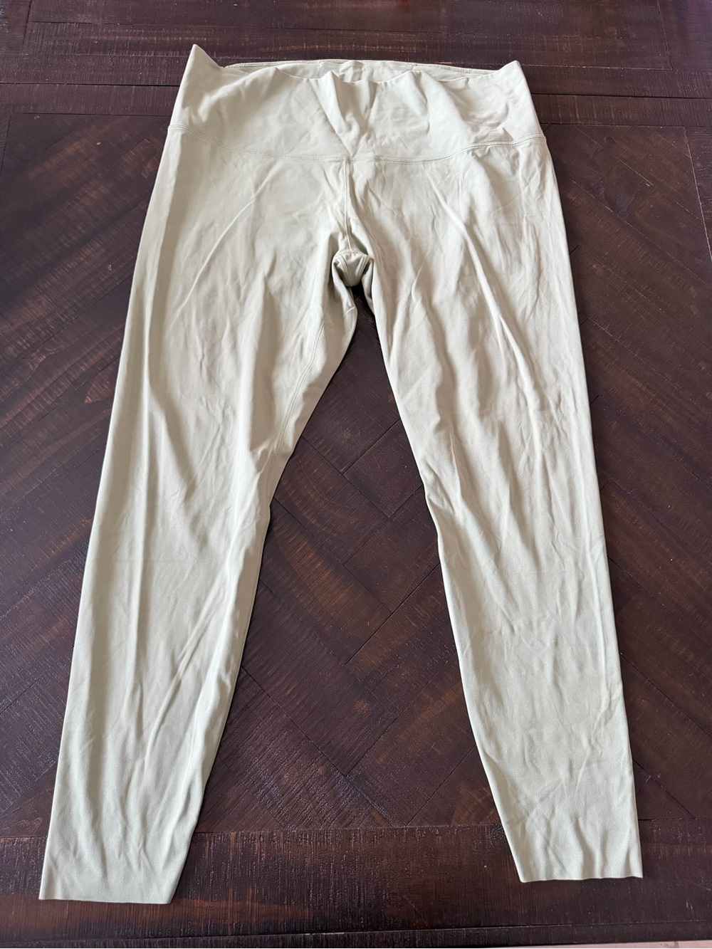 Nike Women's Leggings in Light Green